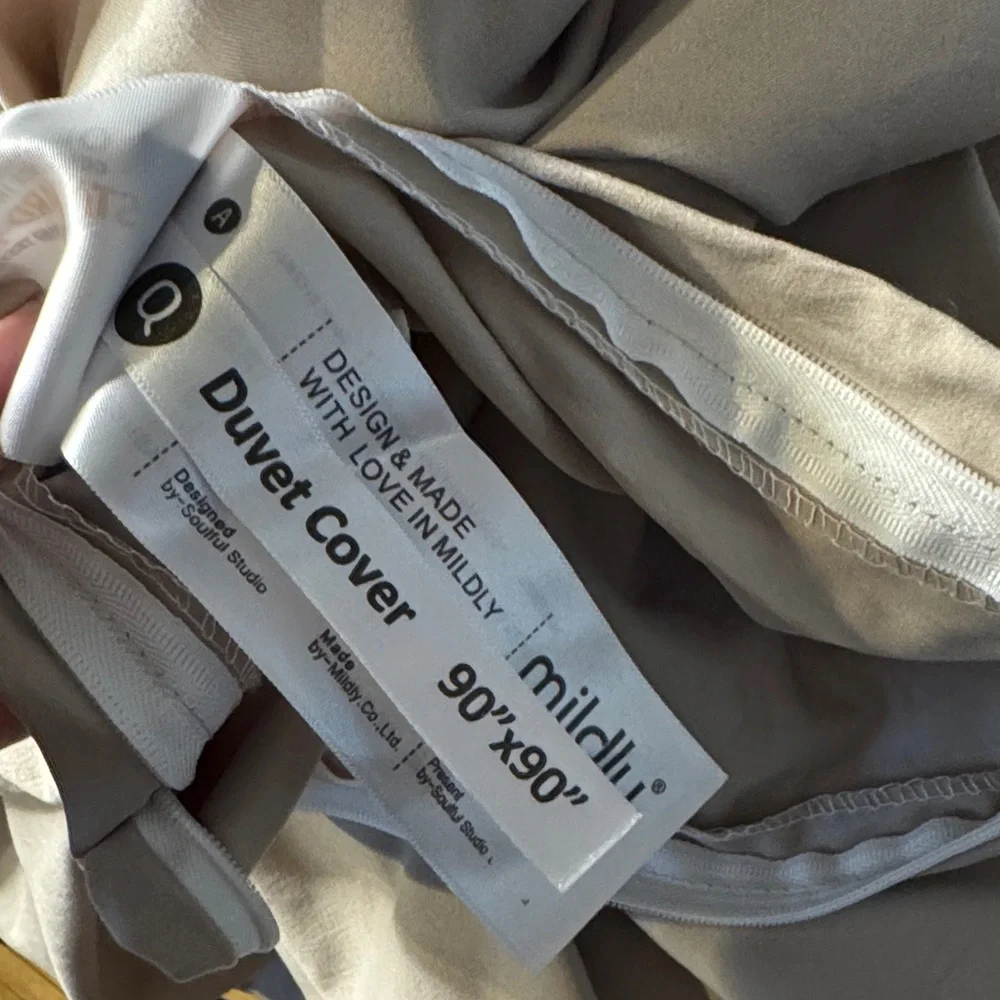 Elegant Khaki Duvet Cover Set (3)
